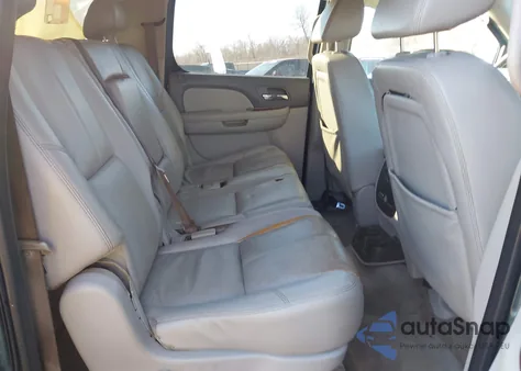 2008 Chevrolet Suburban 1500 Ltz из США, поврежденный, VIN 3GNFC16038G209214